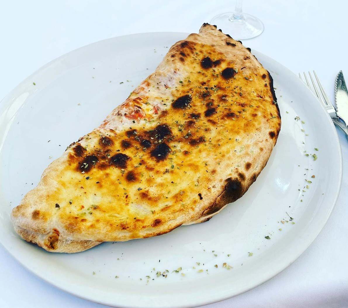 Pizza Calzzone La Rucola